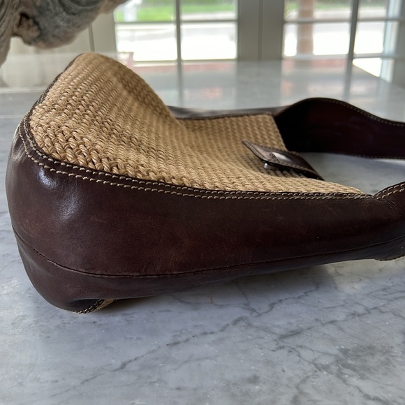 RARE Bottega Veneta Leather and Woven Jute Handbag, Authentic. European chic!! - Picture 10 of 11